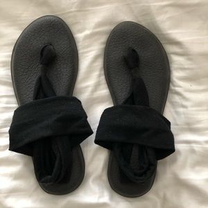 Size 8 Black Sanuk Yoga Sling Sandals